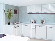 Kitchen5 compact_b_kl.jpg